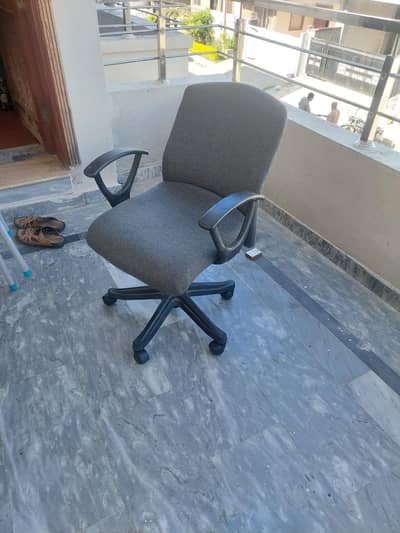 Office Chair like New 10/10