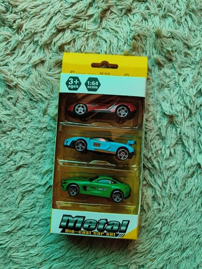 Diecast metal cars new pack