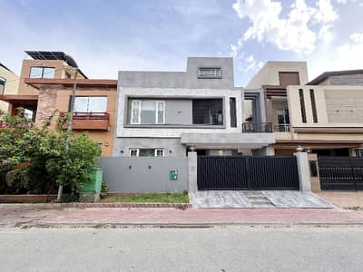 10 Marla Top Notch Owner Built House For Sale Luxury &Amp; Furnished, Near To Main Boulevard Solid Construction,