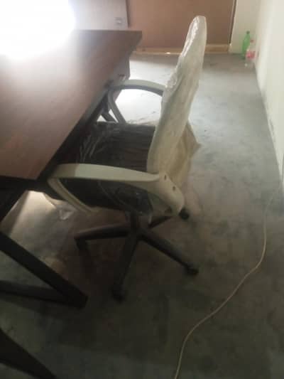 office tables and chairs