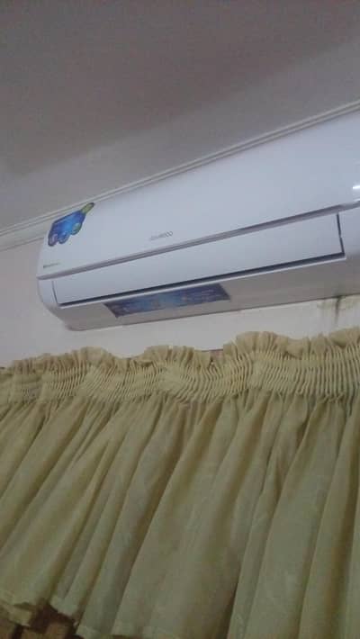 Kenwood 1.5 ton inverter heat n cool