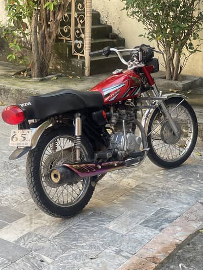 honda cg 125  in genuine condition