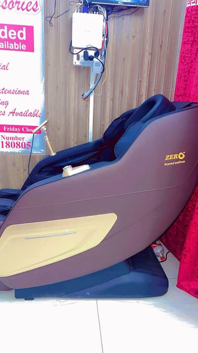 ZERO Beyond Wellness Premium Luxury Massage Chair - Like New