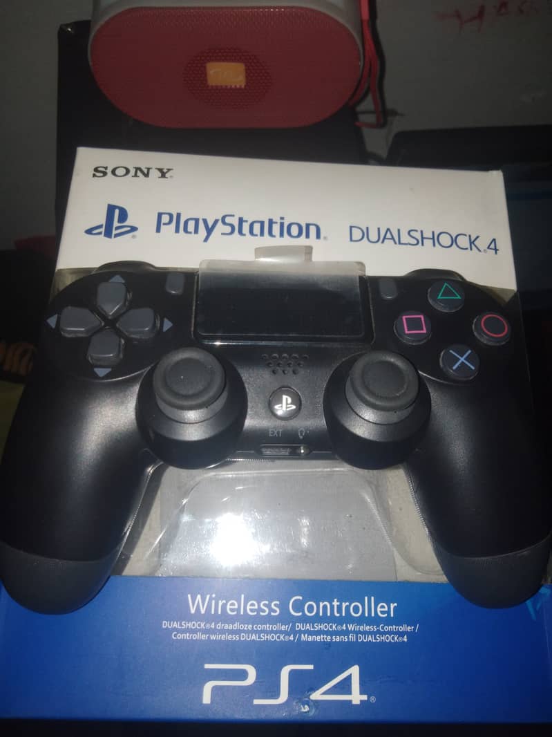 ps4 controller new with box 1