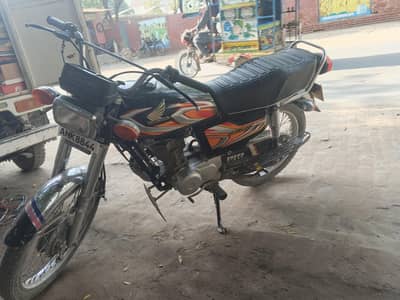 Honda 2022 condition 10by9.8 koi masla ni ha all ok