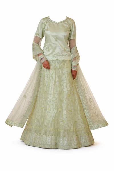 beautiful sharara for wedding