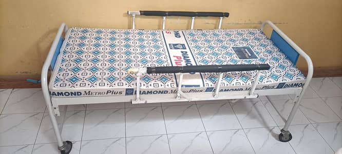 Patient Bed with Anti-Decubitus Mattress and with Diamond Mattress.