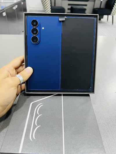 Samsung Z fold 7 12/512 PTA Approved