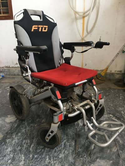 Electric wheel chair