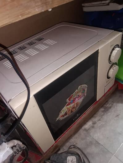 MICROWAVE oven used