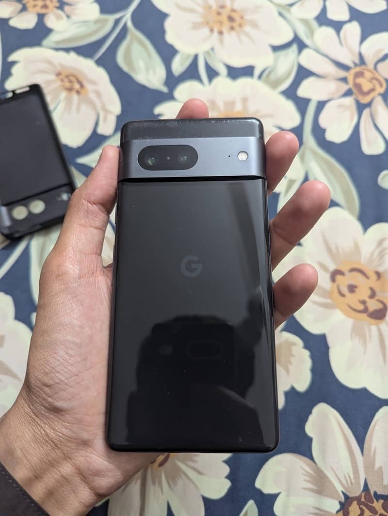 Google Pixel 7 5