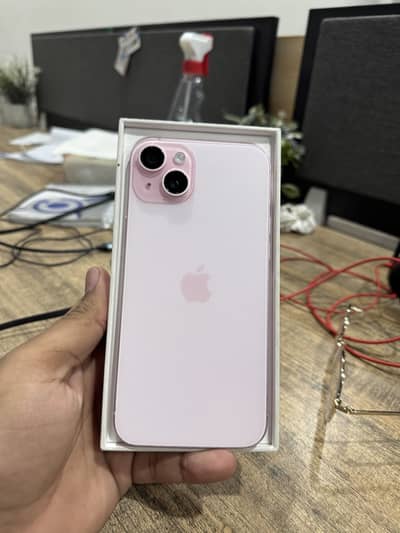 iPhone 15 Plus