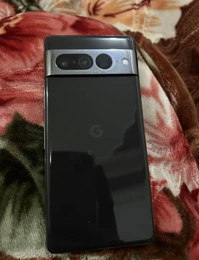 Google pixel 7 Black color 10/10. dual sims working