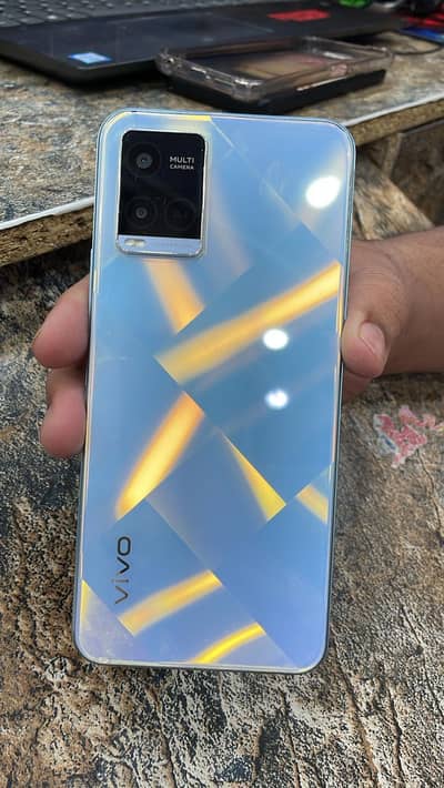 VIVO Y21a mobile phone  urgent need used only 2 months