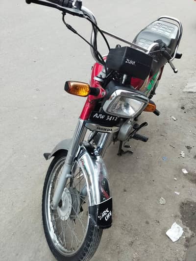 Honda CD 70 2022 model condition Apky smny h biometric on th support