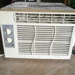 Chilled 2Amp AC with low electricity bill + 110 transformer