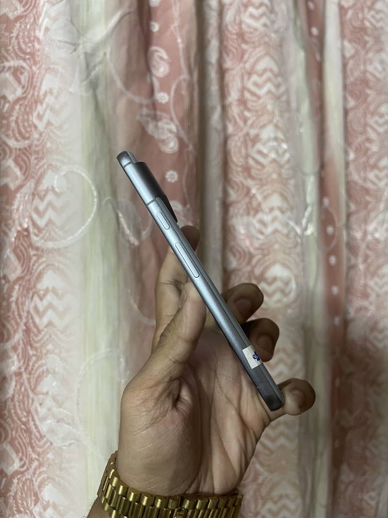 Google pixel 8 1