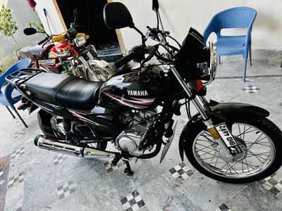 Yamaha YB125Z