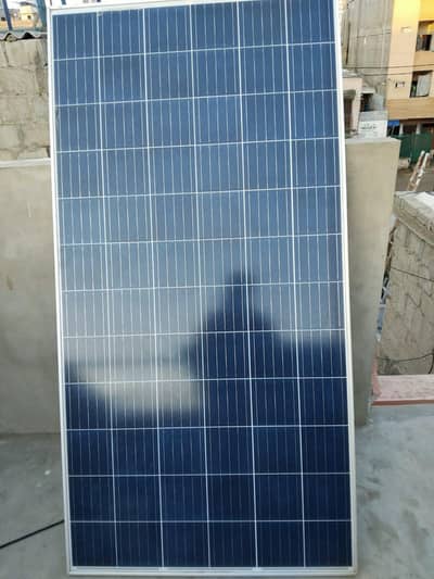 solar panel 325 watt A grade canadian panel without any damage