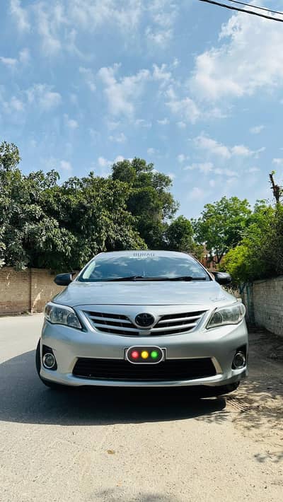 Toyota altis 1.8 full option with sunroof