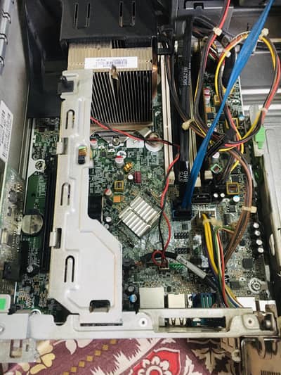 6core i5 2nd gen.  Hp rp5800   4gb ddr3 ram 500 gb hard disk all ok h