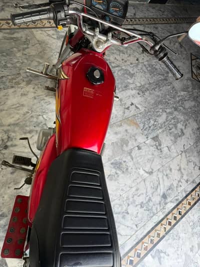 Honda 125 / 21 model / 03061767478