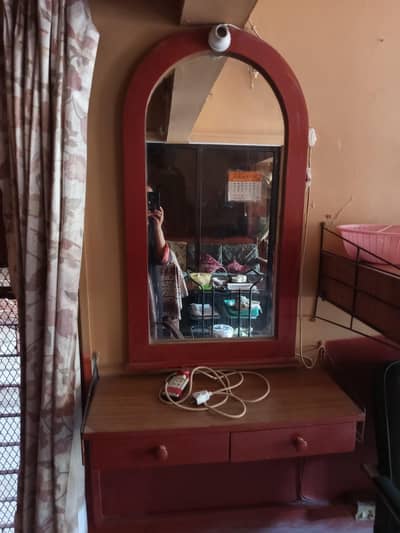 Dressing table, mirror and drawers