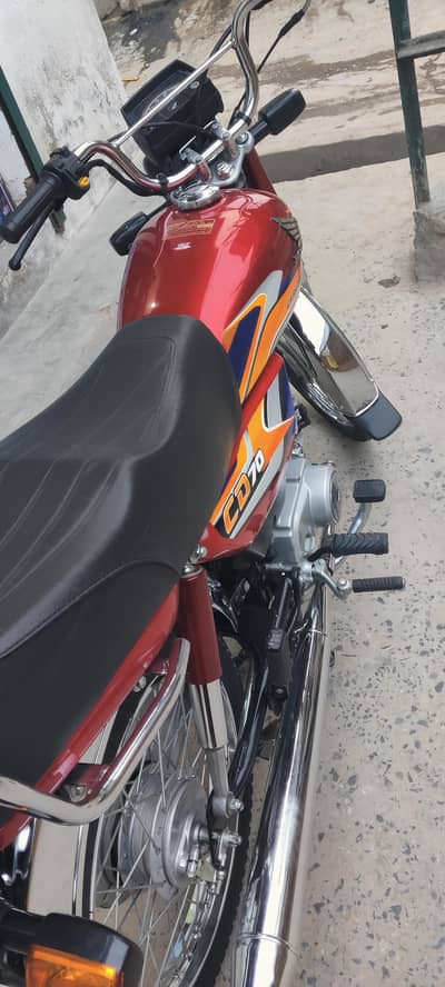 Honda CD 70 model 24+25