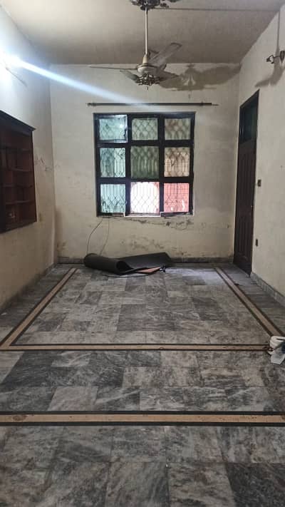 5 Marla Lower Portion Available For Rent| Lahore