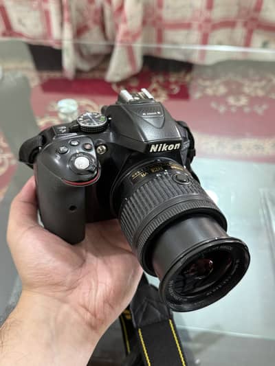 Nikon D5300 with 18-55 Kit lens (Complete Box)