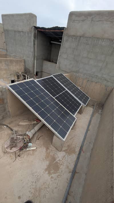 3 solar panels 180w with 30A charge controller