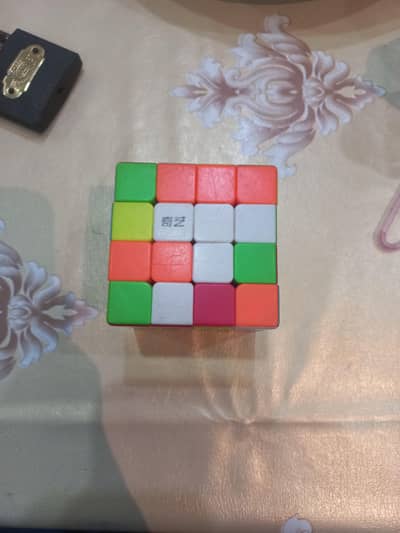QY speed 4x4 cube