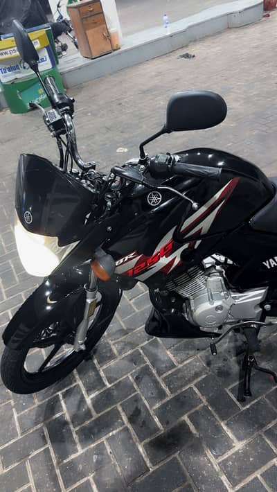 Yamaha ybr 125 2017 model karachi number in best condition