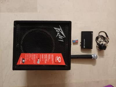 PEAVEY SPEAKERS WITH MIC