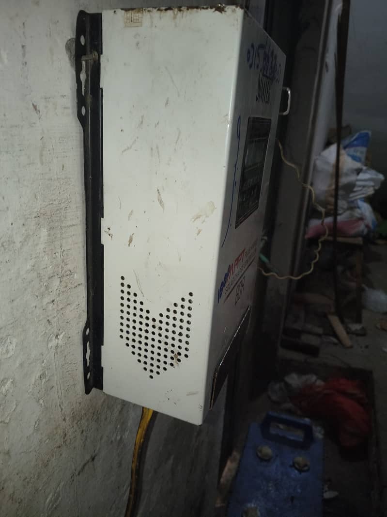 Simtek Mppt Controller 80 A 1