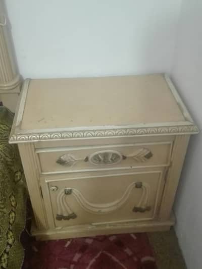 bed 2 side+ dressing table 03280398599