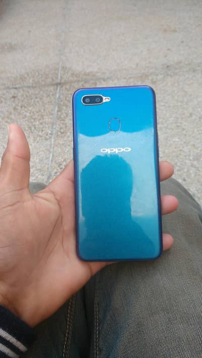 exchange Karna h ager koi achi device huwi to sht pasy b dy dun ga