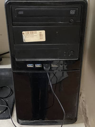 Gaming pc with accessories