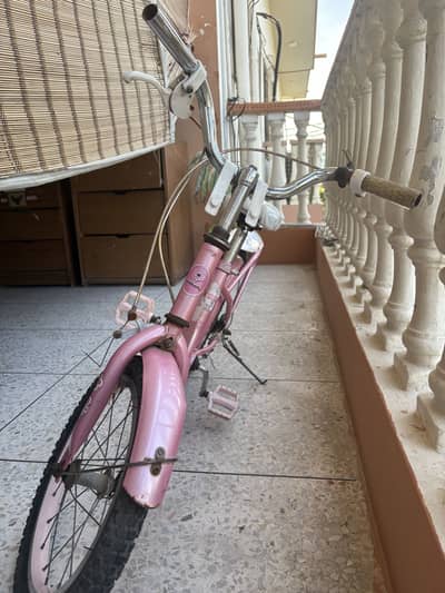 Kids cycle - girls bicycle - pink bicycle.