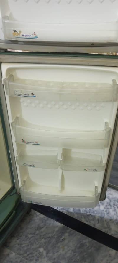 Pel Refrigerator for Sale – Good Condition