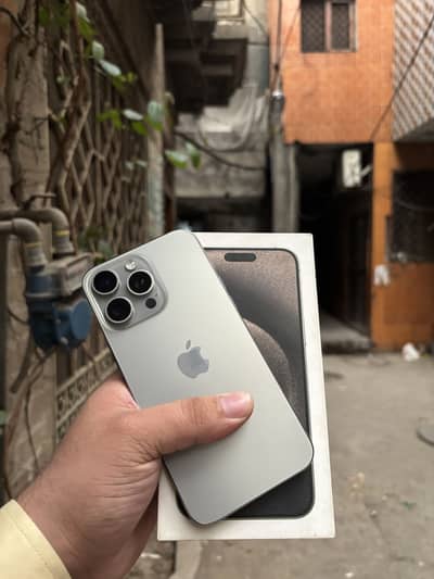 Iphone 15 pro max 256gb Pta Approved