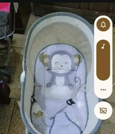 good Condition baby electric swing . timer lgta h is m