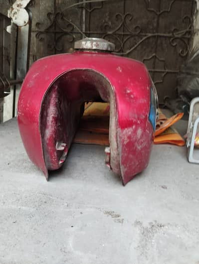 Honda cd70 fuel  tank