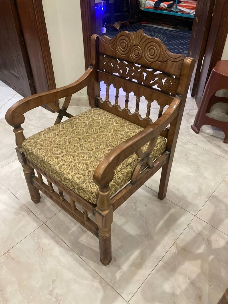 Sofa Set with Table 8