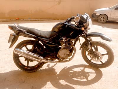 Ybr'g 125 Model 2015. please read description fully. .