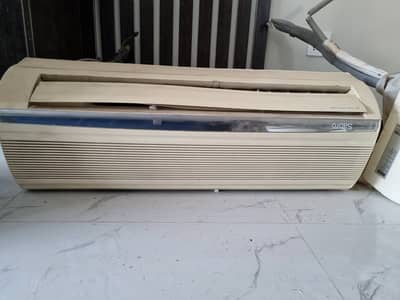 Acson original (Malaysian) 1 Ton Split A/C