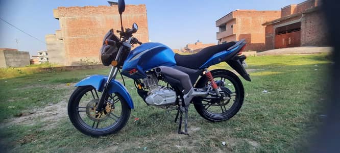 Suzuki GSX 125 | 2024 Model | Pristine Blue | Like New