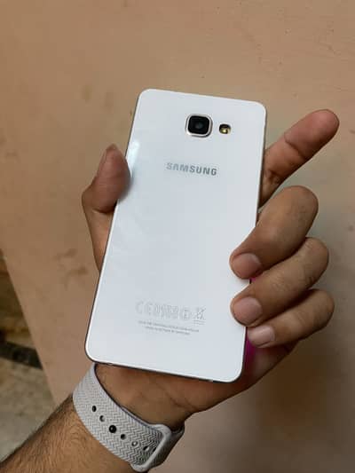 Galaxy a7 (2016)