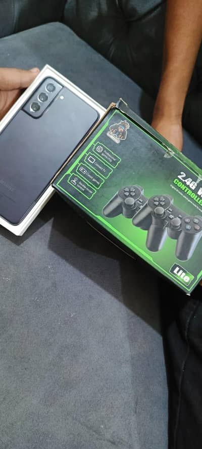 S21 FE 5G USA Variant Snapdragon 10/10 + 2.4G Wireless Retro Gaming/