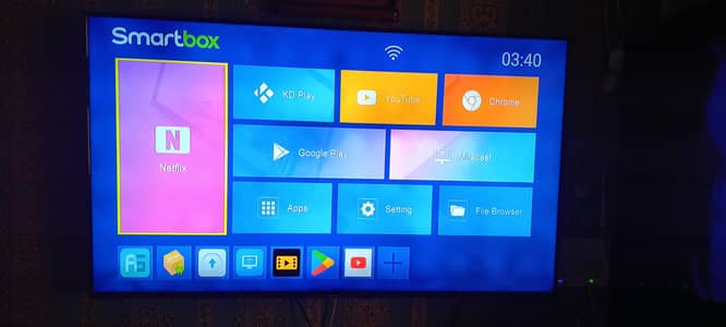 50" original Samsung led tv non smart  with smart box